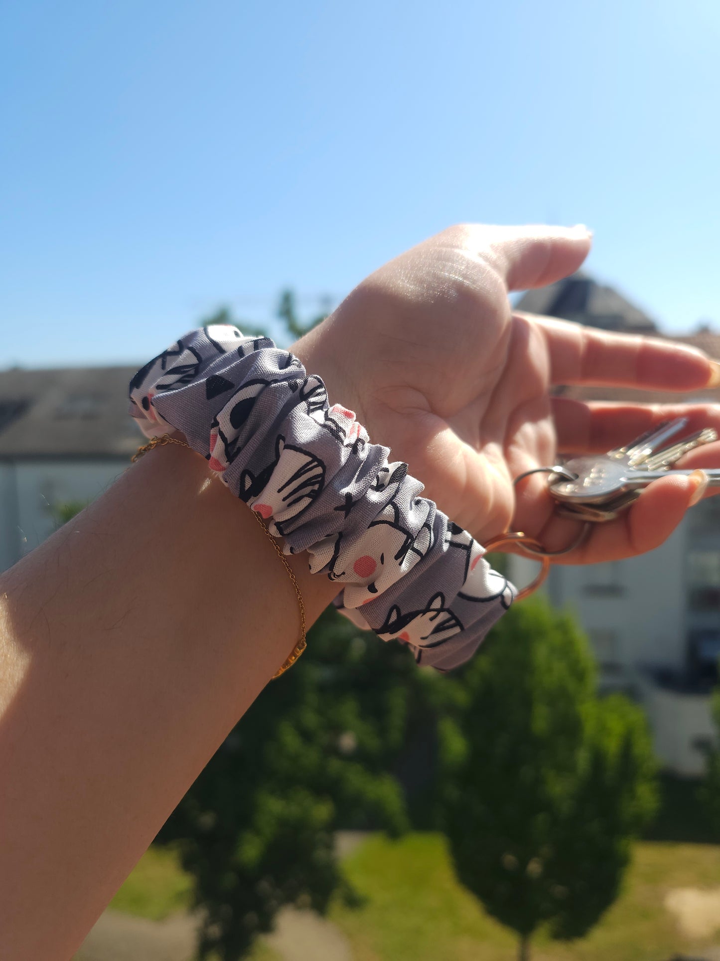 Bracelet Porte-Clés Scrunchie en Tissu - 17cm | 6 Motifs Colorés