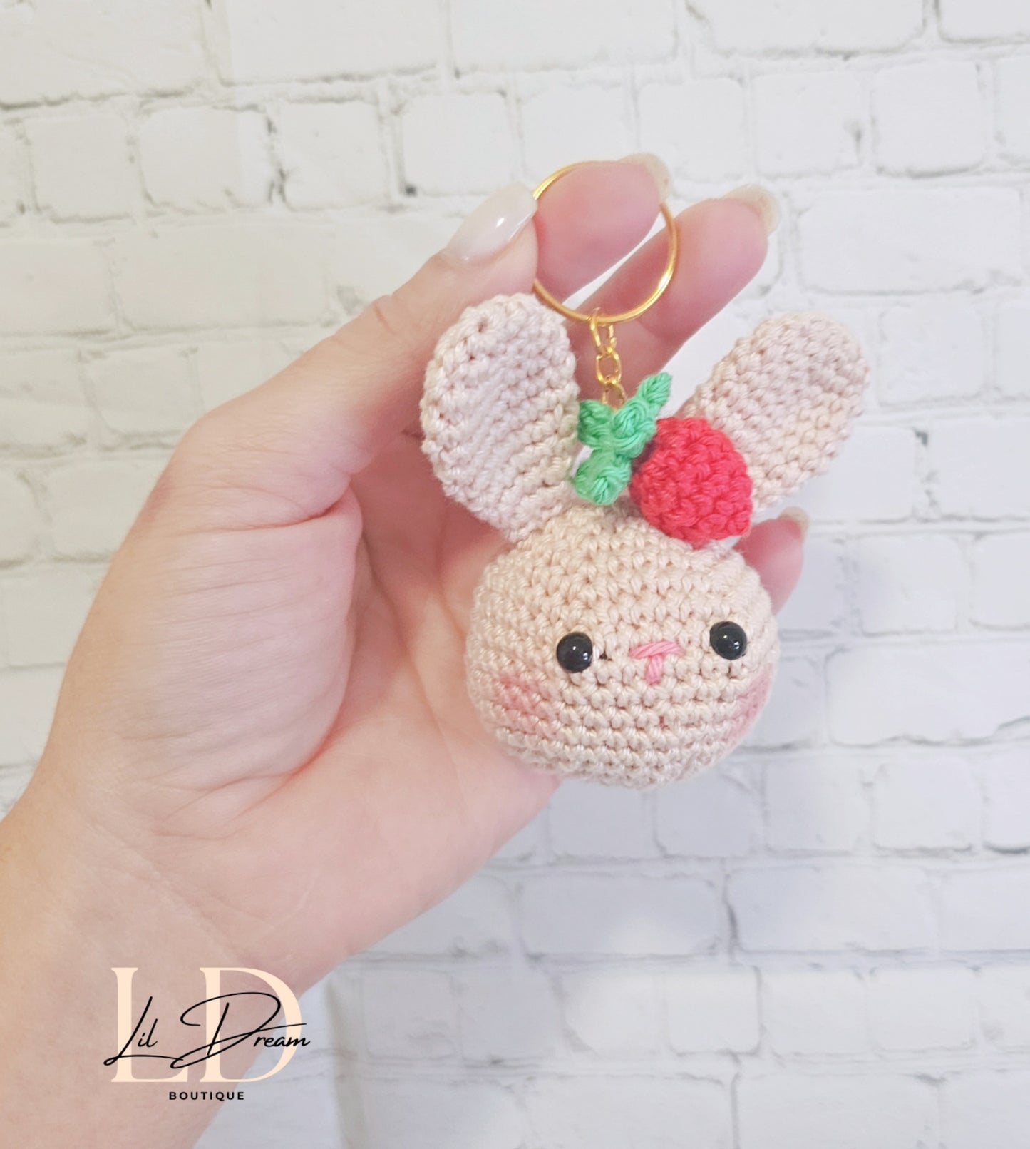 Porte-clés Lapin en Crochet avec Fraise